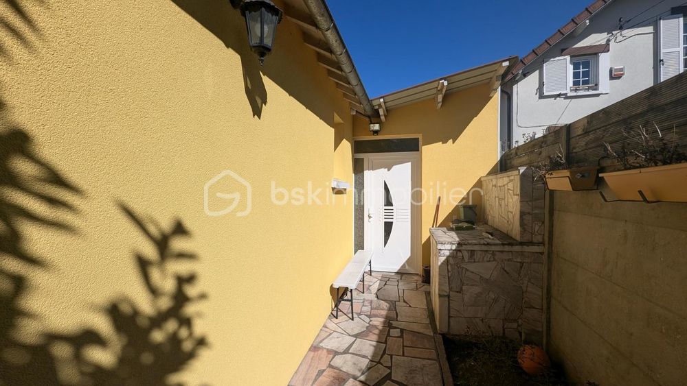 � vendre  Maison Sainte-Genevi�ve-des-Bois (91700)