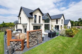  Maison � vendre 5 pi�ces 228 m�