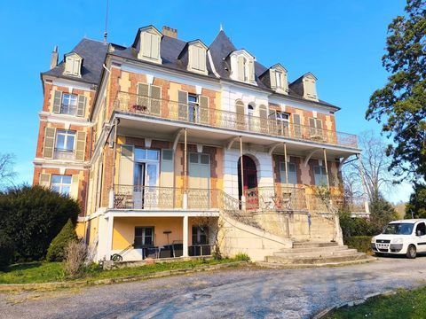   Maison de 40 pi�ces de 2000 m� � Bagn�res-de-Bigorre Maison - 15 + pi�ce(s) - 2000 m�