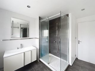  Appartement � louer 3 pi�ces 82 m�