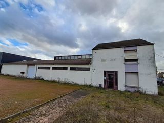  Parking / Garage � vendre 6 pi�ces 540 m�