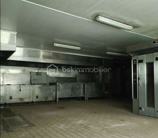  Immeuble � vendre 15 + pi�ces 1200 m�