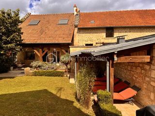  Propri�t�/ch�teau � vendre 10 pi�ces 260 m�