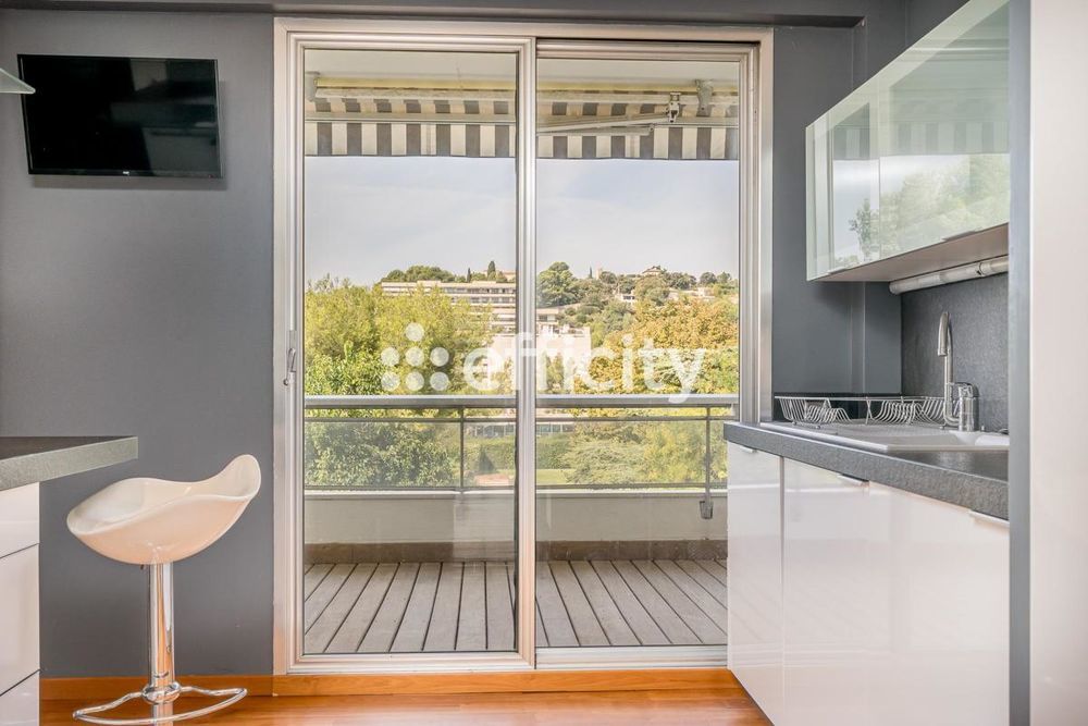 � vendre  Appartement Marseille 8