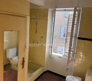  Maison � vendre 9 pi�ces 210 m�