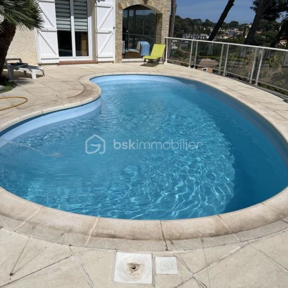 � vendre  Villa La Seyne-sur-Mer (83500)