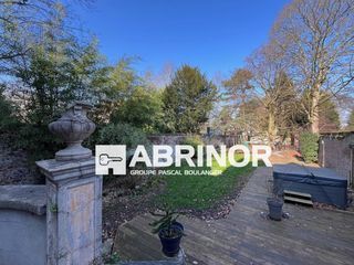  Maison � vendre 8 pi�ces 350 m�