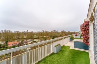  Appartement � vendre 6 pi�ces 135 m�