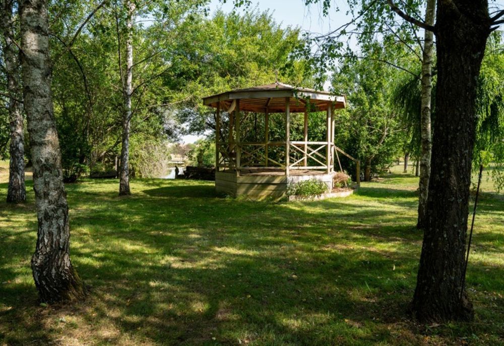 � vendre  Propri�t�/ch�teau Confracourt (70120)