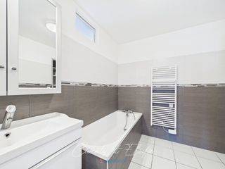  Appartement � vendre 5 pi�ces 111 m�