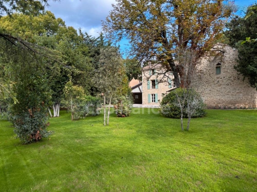 � vendre  Maison Uz�s (30700)