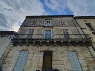  Maison � vendre 9 pi�ces 185 m�