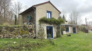  Propri�t�/ch�teau � vendre 6 pi�ces 131 m�