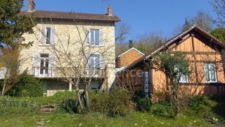  Maison � vendre 8 pi�ces 220 m�