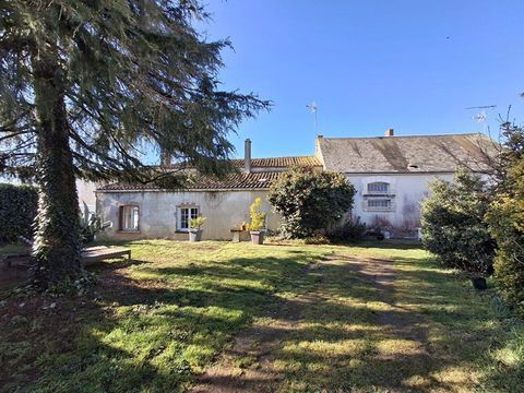   Maison Saint Cyr Des Gats 8 pi�ce(s) 160 m2 Maison - 8 pi�ce(s) - 154 m�