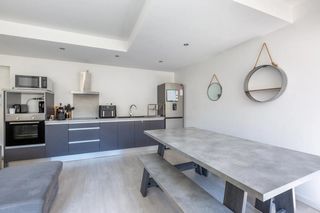  Appartement � vendre 4 pi�ces 90 m�