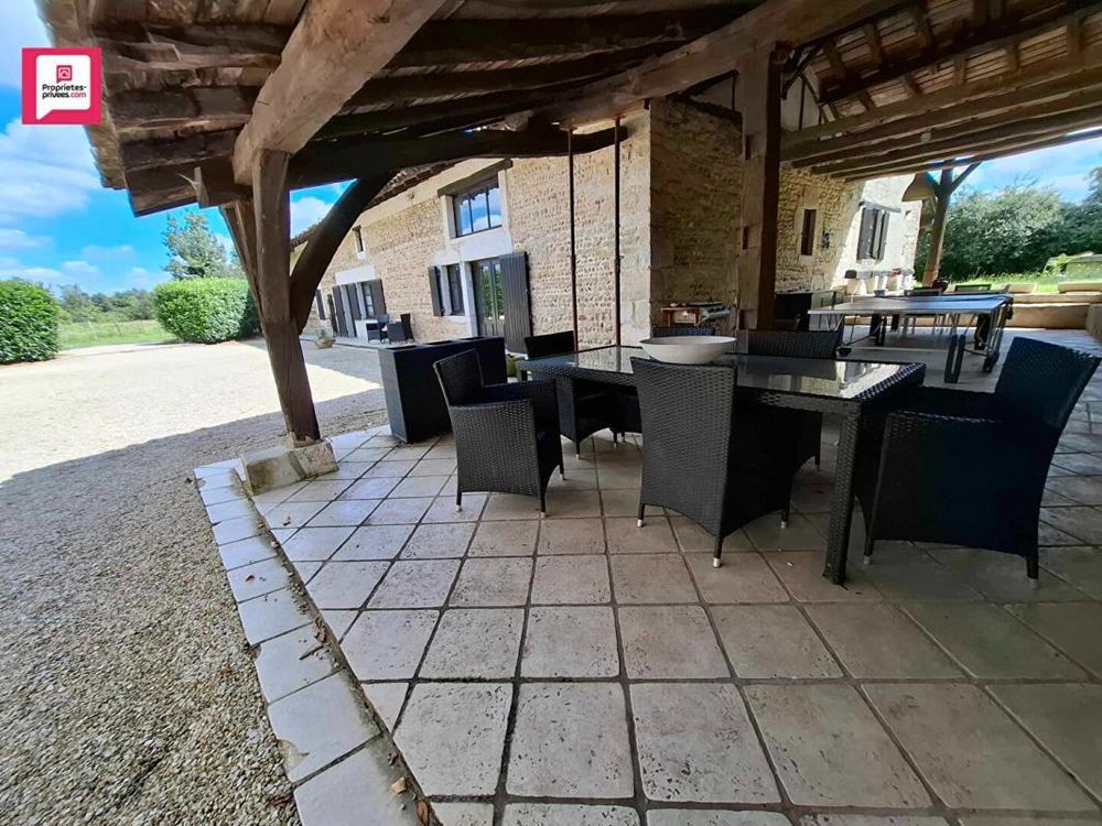 � vendre  Propri�t�/ch�teau Viriat (01440)