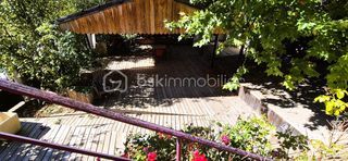  Immeuble � vendre 10 pi�ces 240 m�