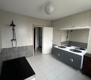  Propri�t�/ch�teau � vendre 5 pi�ces 372 m�