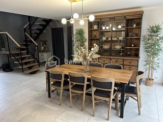  Maison � vendre 10 pi�ces 252 m�