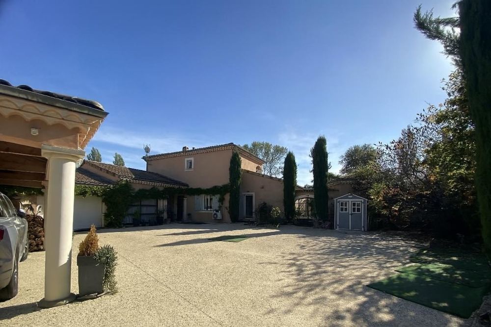 � vendre  Maison Mont�limar (26200)