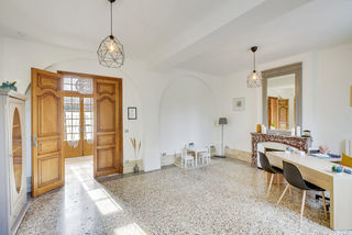  Immeuble � vendre 4 pi�ces 151 m�