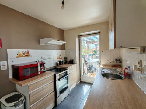   Appartement dans maison de village 69 m2 10 minutes de Pontonx Appartement - 3 pi�ce(s) - 69 m�