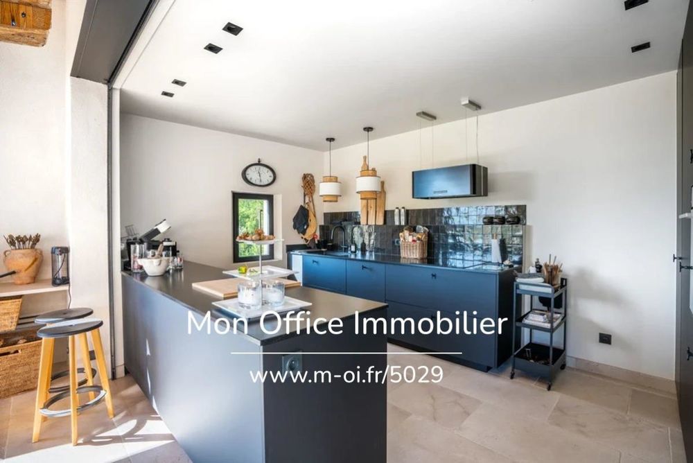 � vendre  Propri�t�/ch�teau Aix-en-Provence (13100)