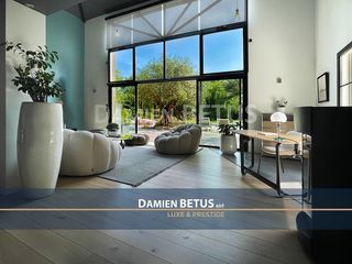  Maison � vendre 7 pi�ces 264 m�