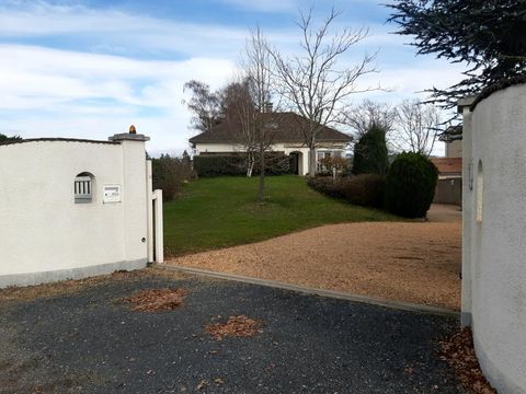   Villa Villa - 8 pi�ce(s) - 132 m�