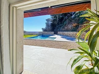  Villa � vendre 5 pi�ces 150 m�