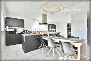  Villa � vendre 5 pi�ces 144 m�