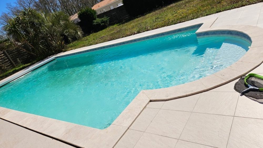 � vendre  Maison Saint-Jean-d'Illac (33127)