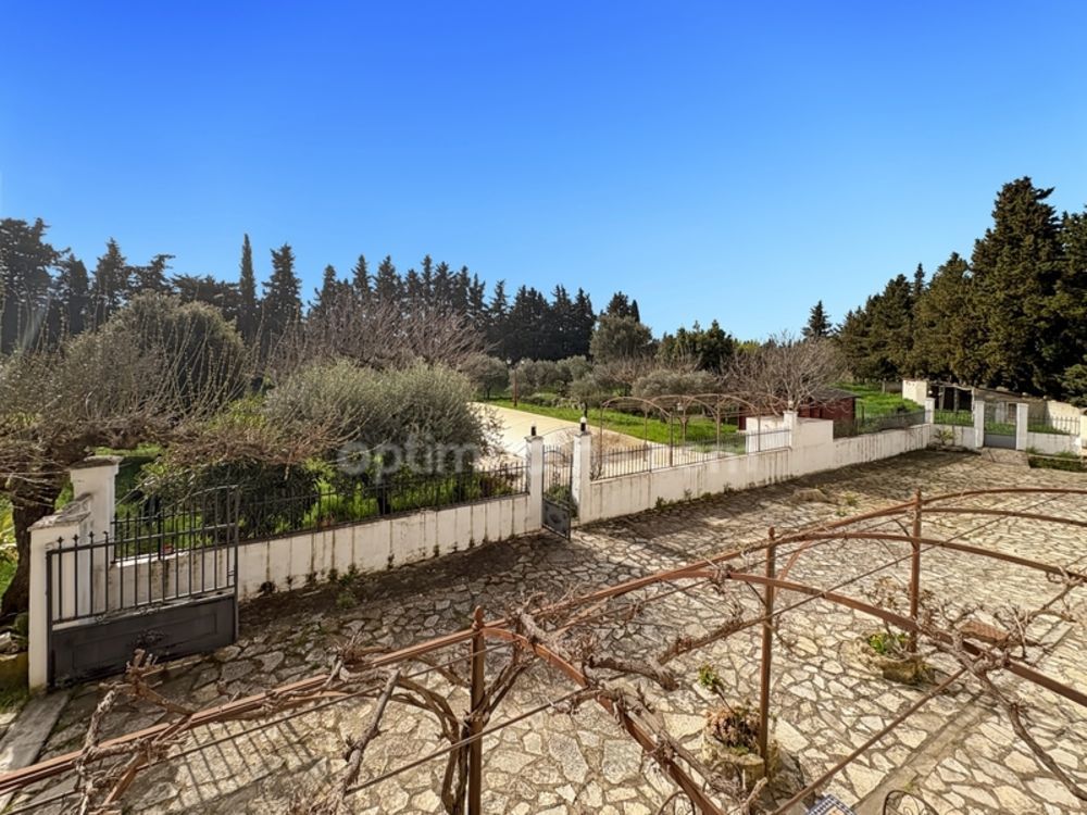 � vendre  Maison Orange (84100)