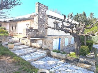  Maison � vendre 8 pi�ces 273 m�