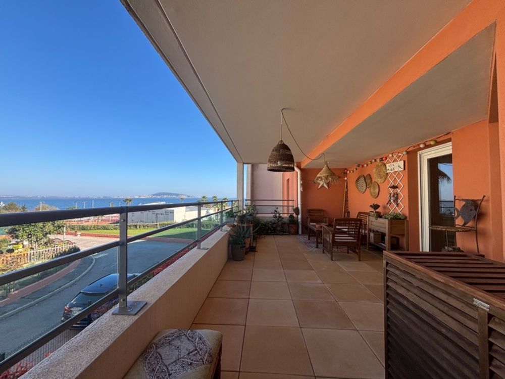 � vendre  Appartement M�ze (34140)