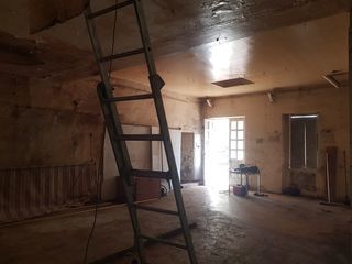  Immeuble � vendre 3 pi�ces 145 m�