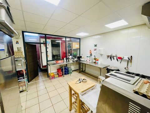 FOOD TRUCK ITALIEN, EMPLACEMENTS et LABORATOIRE 79000 69760 Limonest