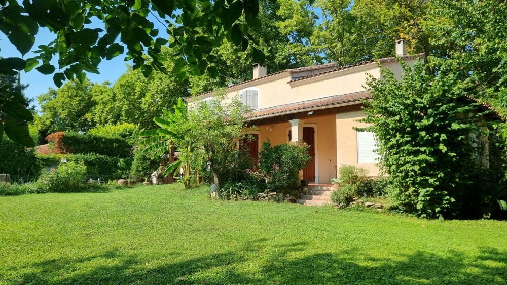� vendre  Maison Paradou (13520)