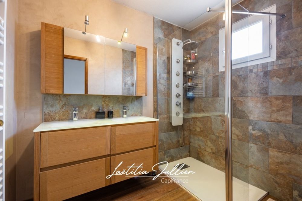 � vendre  Maison Marseille 11