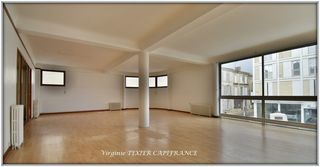  Immeuble � vendre 11 pi�ces 437 m�