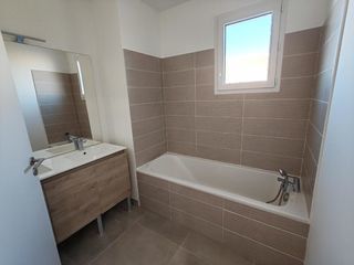  Appartement � louer 4 pi�ces 89 m�