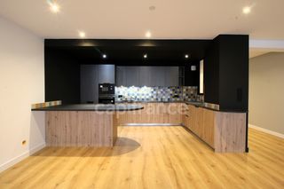  Appartement � vendre 5 pi�ces 140 m�