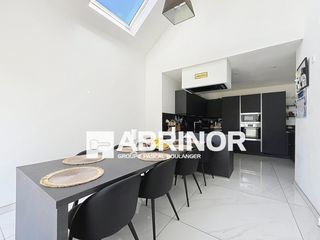  Maison � vendre 6 pi�ces 196 m�