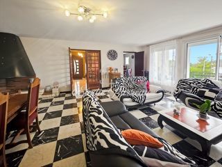  Maison � vendre 10 pi�ces 225 m�