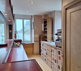  Immeuble � vendre 4 pi�ces 165 m�