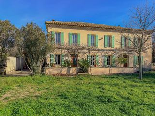  Propri�t�/ch�teau � vendre 7 pi�ces 208 m�