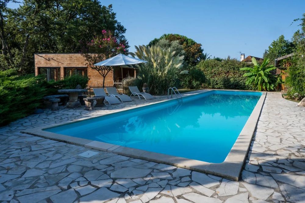 � vendre  Propri�t�/ch�teau Salies-de-B�arn (64270)