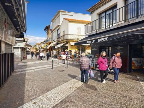 GARD (30) LE GRAU DU ROI (30240) RARE BAIL A CEDER local commercial 80 m 2 EMPLACEMENT N&deg;1 RUE REDARES 134000 30240 Le grau du roi