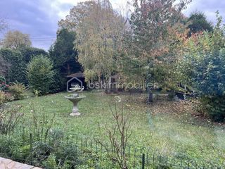  Maison � vendre 8 pi�ces 232 m�